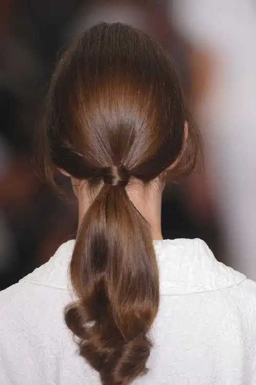 法国巴黎女人的发型真是百看不厌#.lns