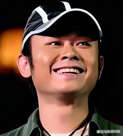 刀郎前妻跑路多年后他再婚生女无人不知她后悔不已孤身一人