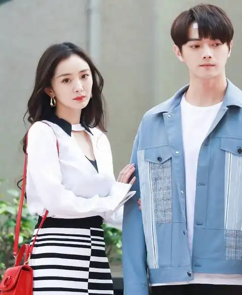 爱的二八定律吻戏路透杨幂许凯甜蜜亲吻同框状态超好