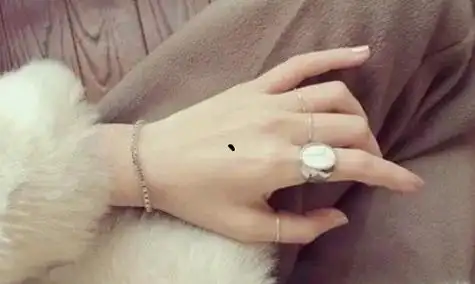 手背有痣的女人图解大全 手背有痣的女人命运如何-祈福网