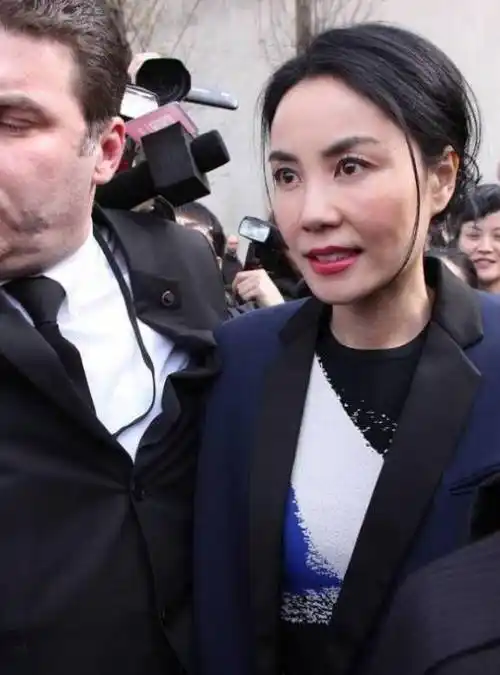 王菲真是不朽的仙人啊!