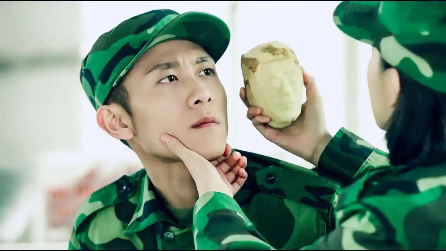 童年照比颜值,小时候长得最好看的不是张一山张艺兴而是她