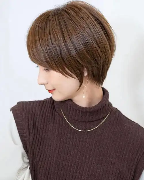 剪短烫卷是主流,看看美到你了吗|烫发|短发|减龄|波波头_网易订阅