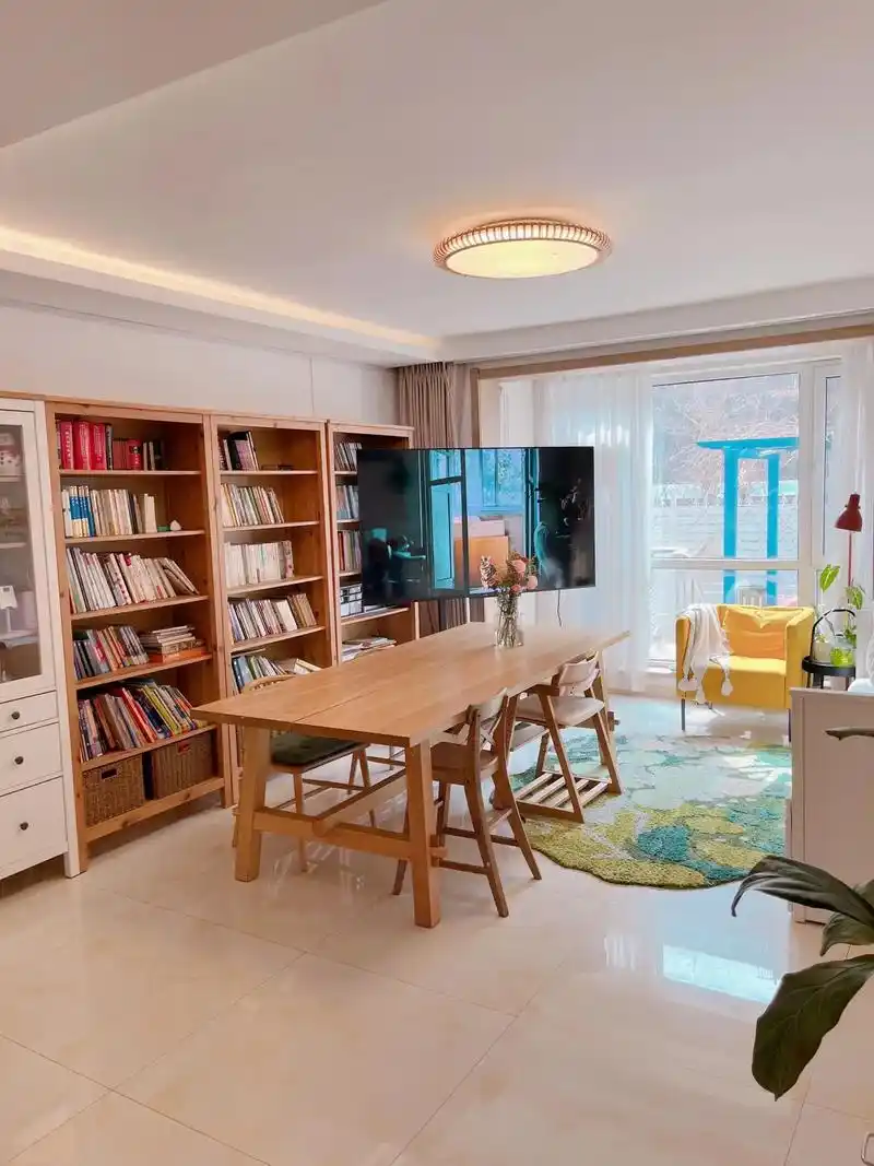 客厅书房|需要舍弃电视吗.95入住小家五年,前三年家里也是传 - 抖音