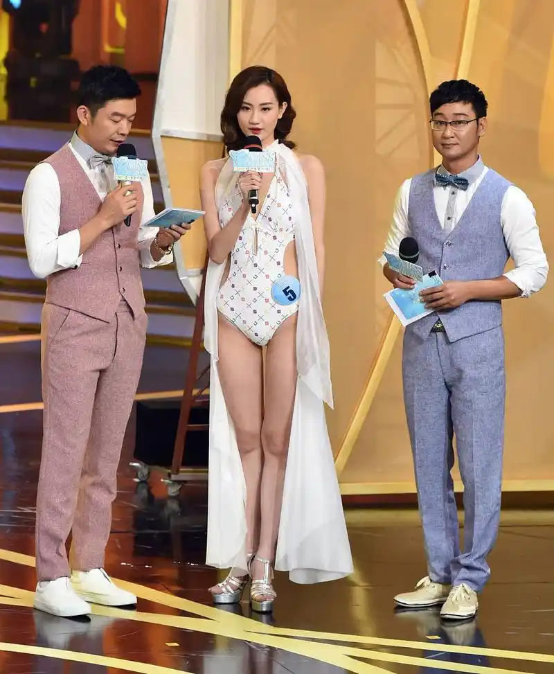 瓜9175涉及到黄晓明,董璇,沈梦辰,金晨.