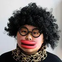 香肠嘴表情包搞笑图片_微信头像图片大全