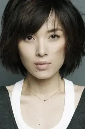 李佳原来靳东的夫人美丽的女人为爱痴狂