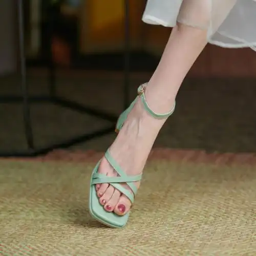 tiauny法式凉鞋女仙女风2021年新款夏季网红一字扣粗跟高跟鞋175