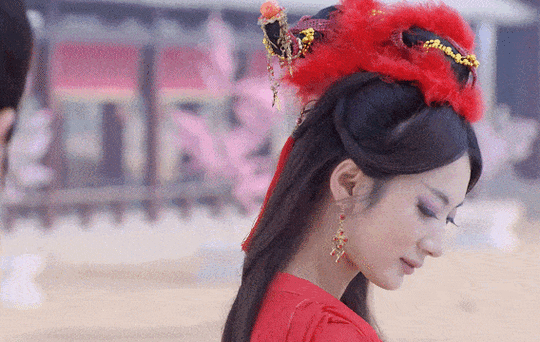 眼睛无神就别尬演妩媚勾人了,让这7位告诉你,什么