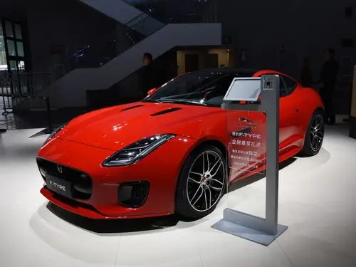 捷豹 捷豹f-type 2020款 2.0t 赛旗版