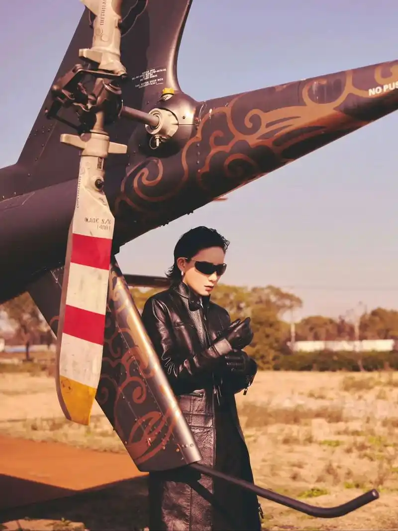 她咋又不接电话叻 太扯火了@李斯丹妮