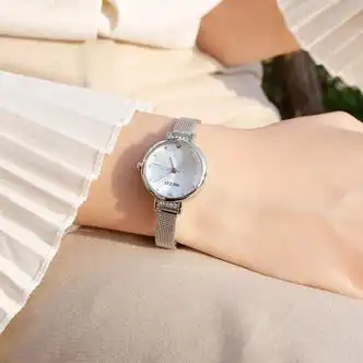 豫见美农女士手表女学生石英表简约法国小众气质钢带高中生腕表白壳白