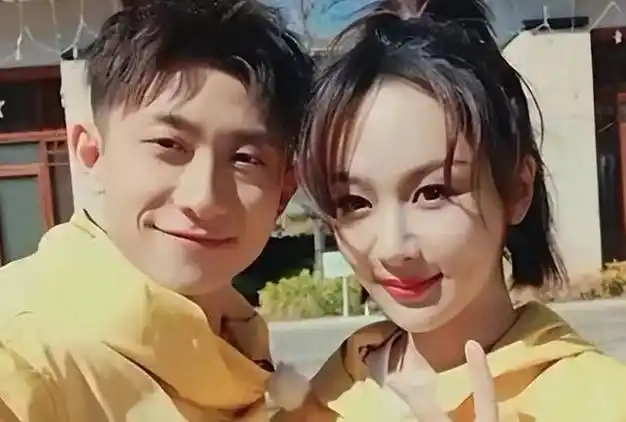 杨紫张一山被点名全新社交真人秀暂定档8对抓马组合来袭