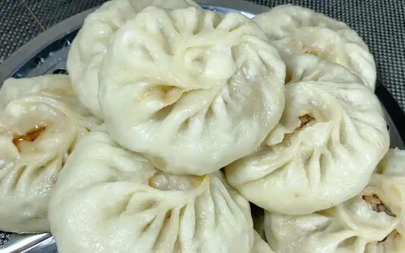 洋葱肉馅包子:香嫩多汁,吃一次都忘不了的美味,赶快来收藏试试吧_哔哩