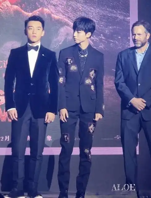 tfboys王俊凯身高体重是多少