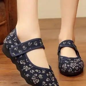 女鞋酒店工作鞋软底防滑妈妈单鞋夏季上班鞋站鞋包邮老北京布鞋女士春