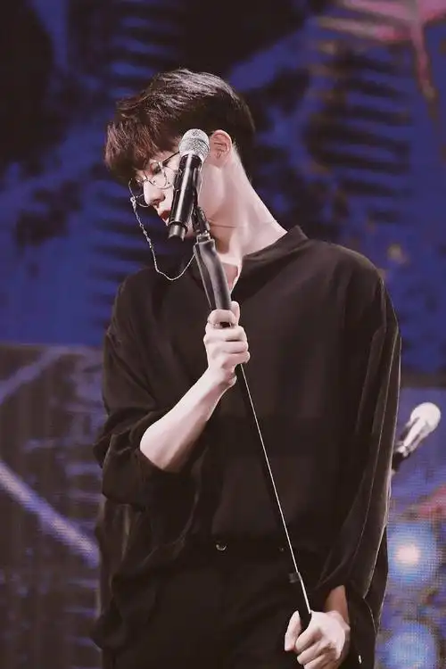 ninepercent陈立农高清图片