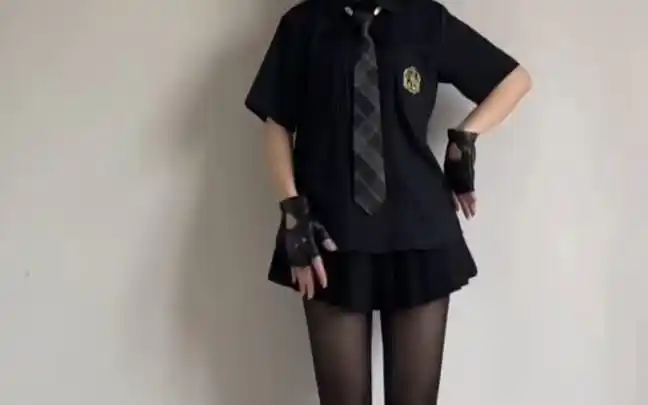 jk校园风配黑丝真的太绝了