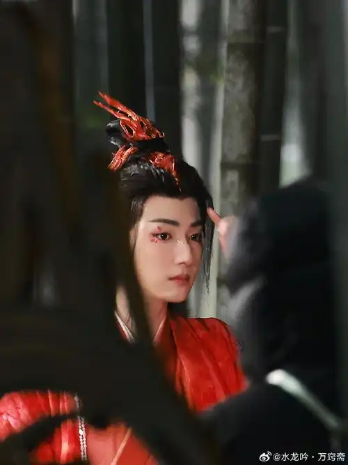 电视剧水龙吟##刘昱晗草无芳