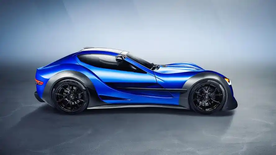felino cb7r炫酷跑车桌面壁纸