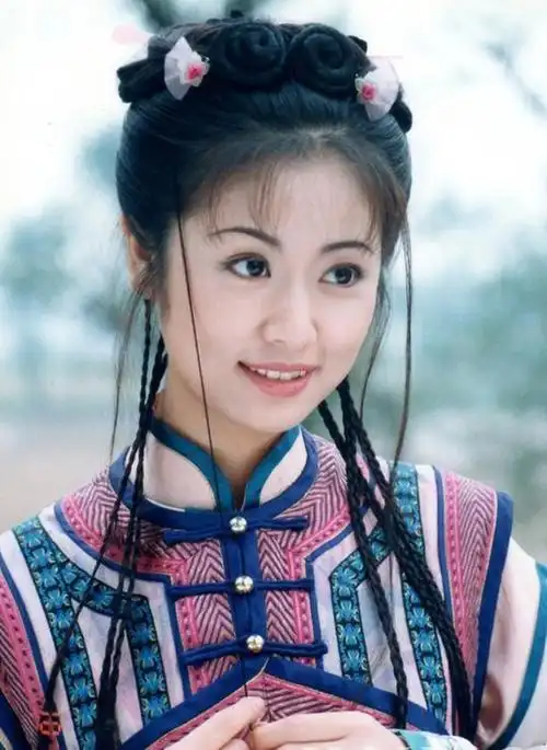 2017年,国内慈善一毛不拔的"富婆"林心如,却给日本豪捐150万