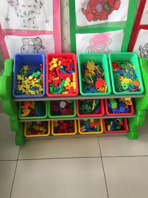 羊口镇中心幼儿园---养成爱护玩具图书的好习惯