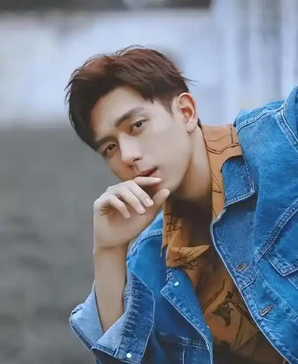 2023年度最红男明星揭晓!肖战,成毅,檀健次谁最抢眼?