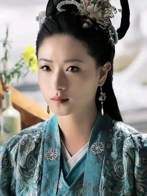 万茜面相分析|如是风光不知愁