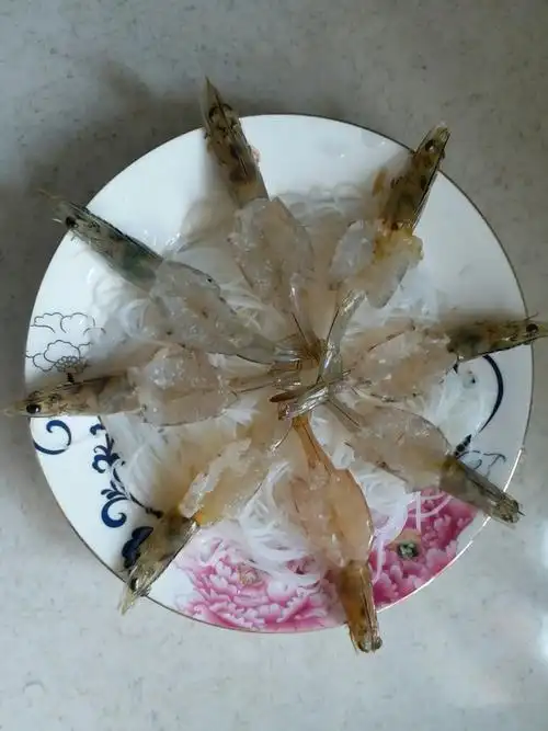 手机用户8371_15ax做的蒜蓉粉丝开背虾——如何给虾开背