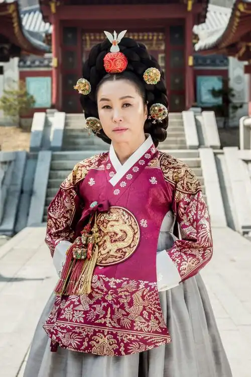 p>文定王后尹氏(朝鲜语:                   ,1501年-1565年),是 a