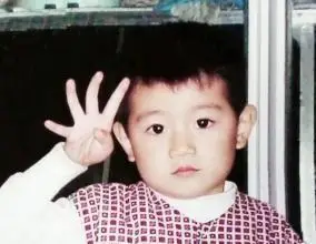 王源小时候的照片