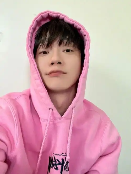 金钟大超话  240320 chen_inb100 推特 更新 钟大 相关一则  【要时刻