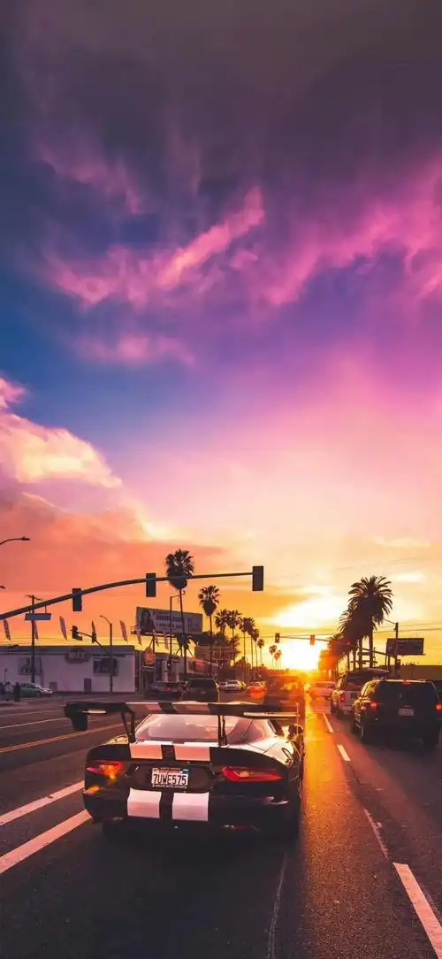 潮流壁纸精选 | 2023-08-28_新浪新闻