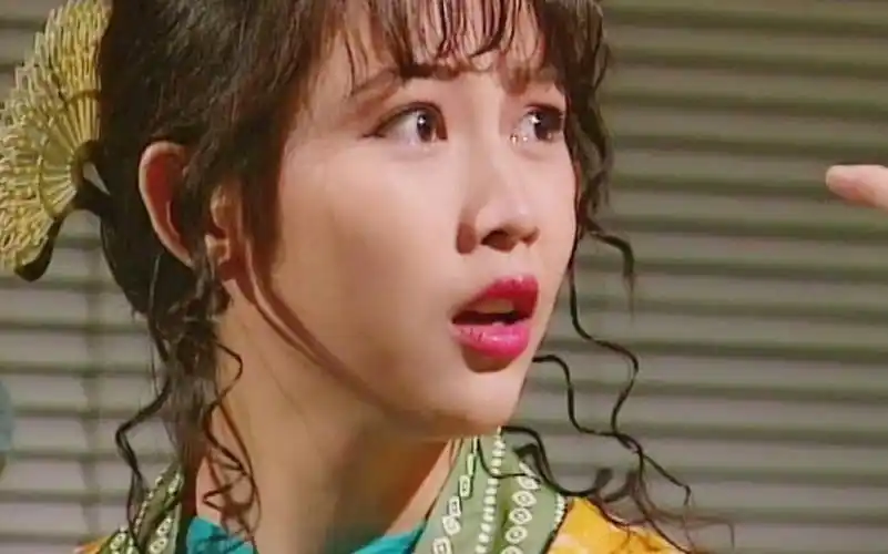 原来这是她的出道作,敢爱敢恨的苗族少女!19岁的蔡少芬美的清丽脱俗