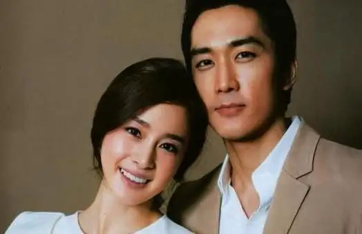 图曝宋承宪老婆金泰熙美照30个理由证明宋承宪喜欢金泰熙