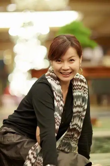 周冰倩月底在沪开唱曝早年产子大出血躺八个月