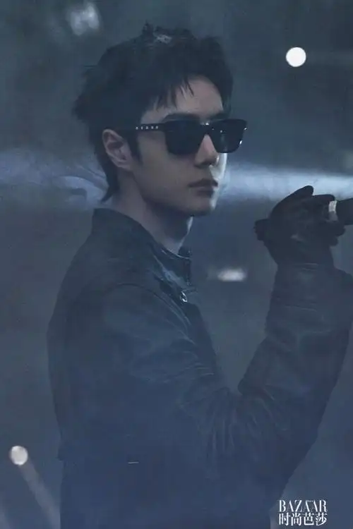 电影维和防暴队时尚芭莎大片##王一博杨震时尚芭莎大片##电影维和