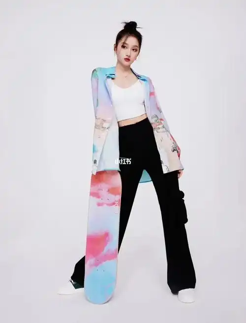 fred斐登心愿代言人关晓彤in fred|avenue & son限量合作系列7815