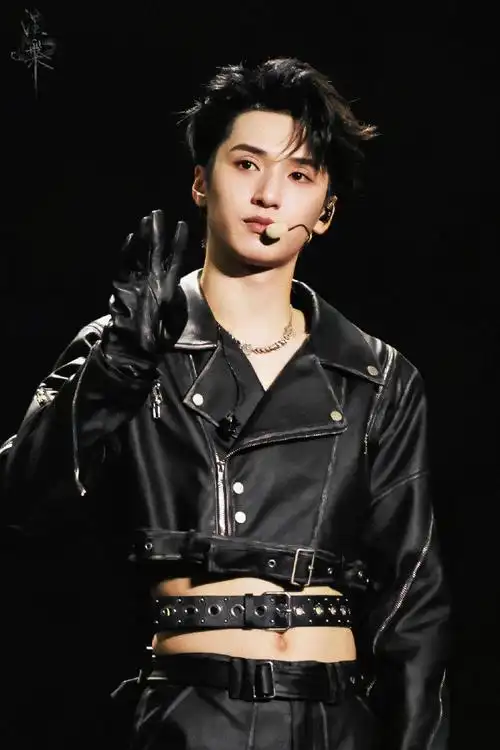 严浩翔叁重楼暨出道四周年演唱会