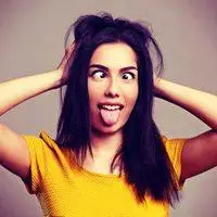 美少女吐舌头情侣头像_微信头像图片大全