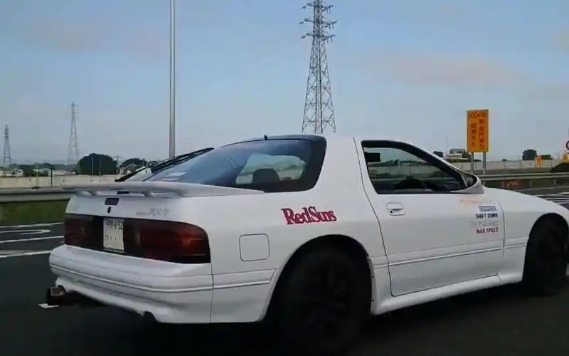 头文字d高桥凉介启介rx7fc3sfd3s疾走咆哮