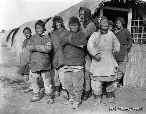 民国老照片浓浓的市井味看看以前的老百姓过日子