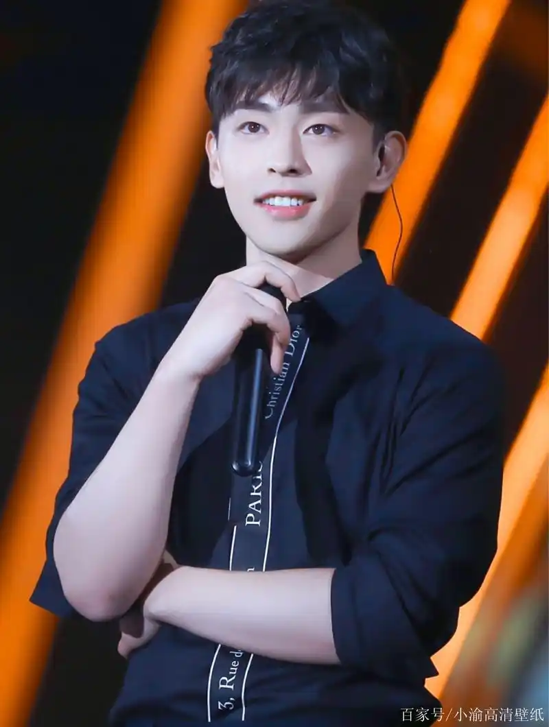 邓伦高清壁纸头像