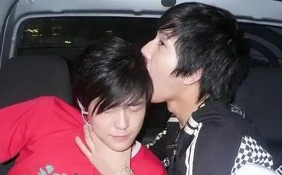 井柏然付辛博接吻照曝光 井柏然和付辛博真的好过为什么分手