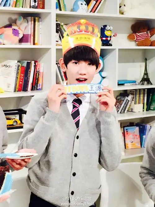 2014tfboys王源14岁生日78_高清图片大全-爱豆app