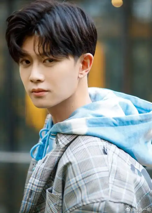 任嘉伦[超话]#[2021]#任嘉伦新歌seeya#[20. 来自爱嘉一伦 - 微博