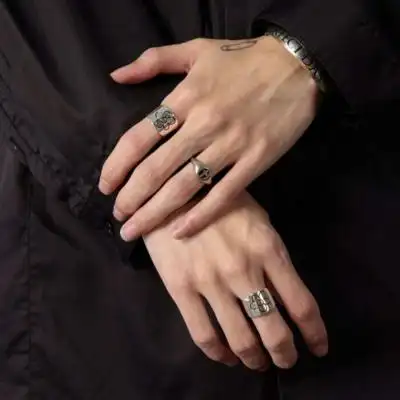 高清好看的部位手控男头图片,男生头像图片