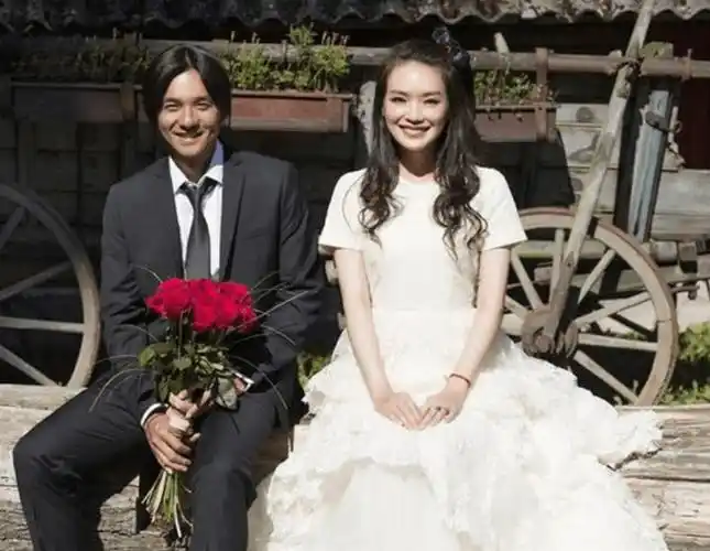 的7对明星夫妻,各有各的苦衷,最大66岁,最小47岁_张茜_张卫健_郑伊健