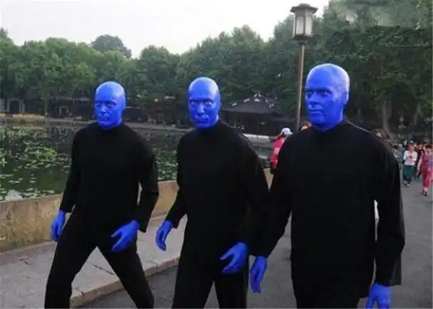 最奇特的人种,百年露面一次的蓝种人,被怀疑能光合作用的绿种人