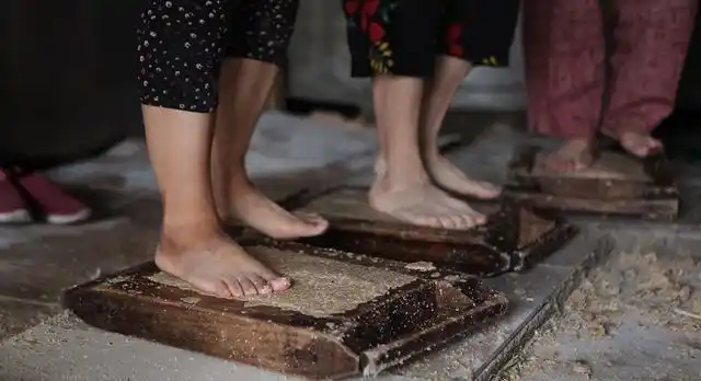 "这6样"用脚踩出来的美食,10人9个都爱吃,第3种要女人的脚踩